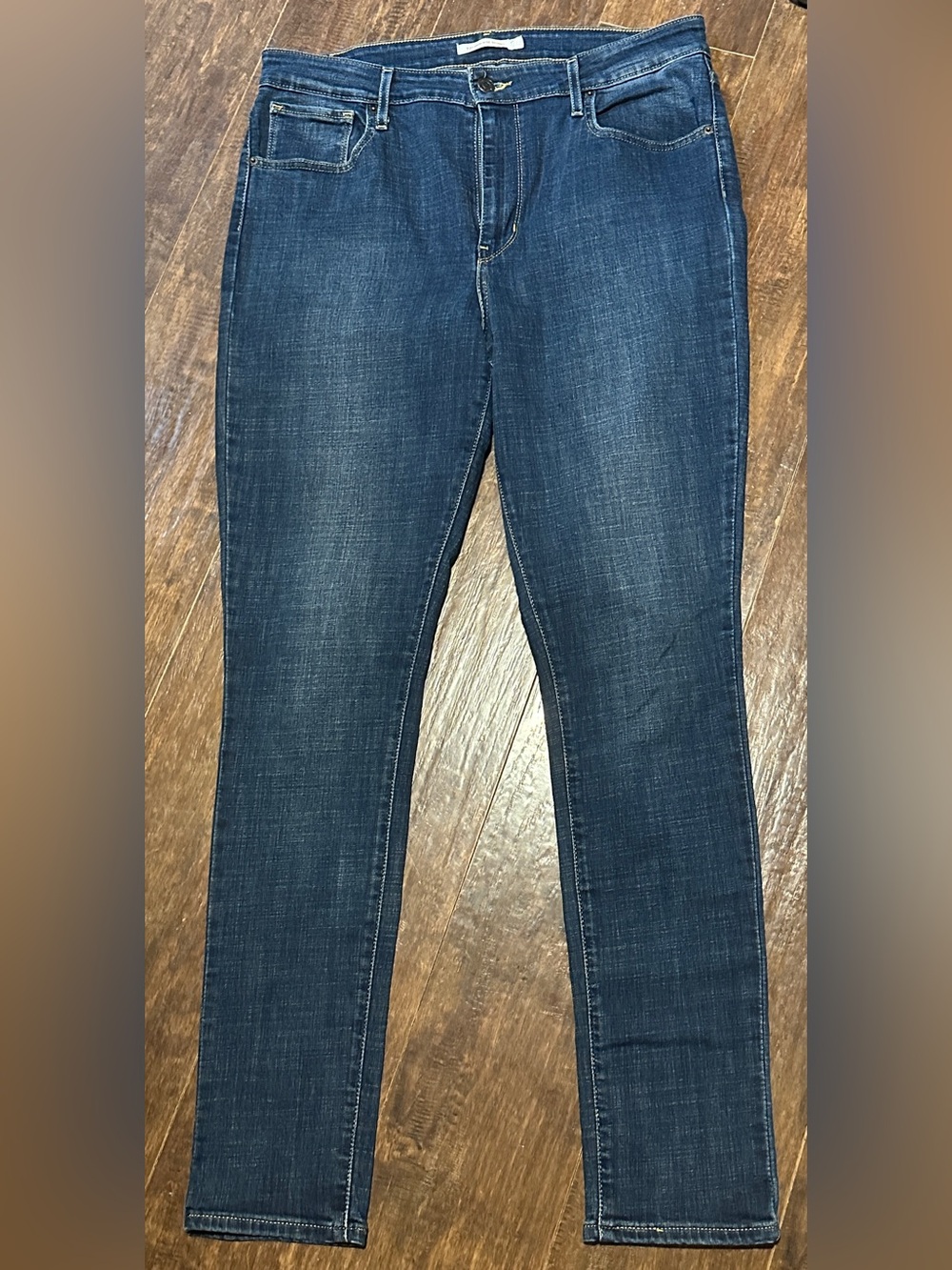 Levi’s 721 High-Rise Skinny Jeans Women’s 32